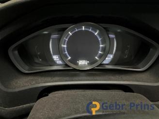 Volvo V-40 V40 (MV), Hatchback 5-drs, 2012 / 2019 2.0 D4 16V picture 8