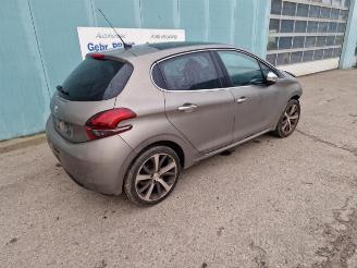 demontáž osobní automobily Peugeot 208 208 I (CA/CC/CK/CL), Hatchback, 2012 / 2019 1.2 12V e-THP PureTech 110 2015/7