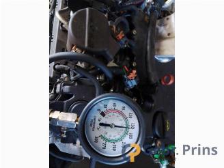 Peugeot 2008 2008 (CU), MPV, 2013 / 2019 1.2 12V e-THP PureTech 110 picture 18