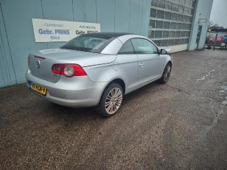 Coche siniestrado Volkswagen Eos Eos (1F7/F8), Cabrio, 2006 / 2015 1.4 TSI 16V BlueMotion 2008/11