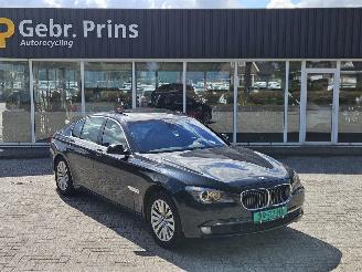 Schadeauto BMW 7-serie 730D 5D 2009 180 kW (245 PK) 2009/12