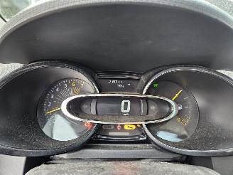 Renault Clio 0.9 Energy TCE 12V Combi/o 4Dr Benzine 898cc 66kW (90pk) FWD picture 13