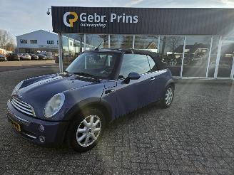 Schadeauto Mini One 1.6 16V One Cabrio  Benzine 1.598cc 66kW (90pk) FWD 2006/5