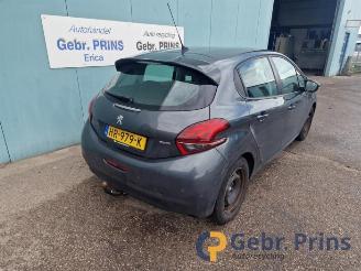 Autoverwertung Peugeot 208 208 I (CA/CC/CK/CL), Hatchback, 2012 / 2019 1.6 Blue HDi 100 2015/12