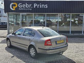 Avarii autoturisme Skoda Octavia 1.6 MPI Liftback  Benzine 1.598cc 75kW (102pk) 2008/1