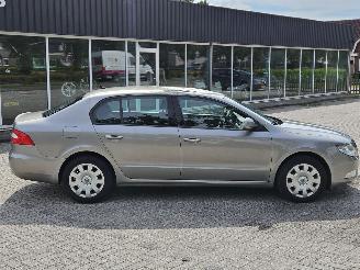 Skoda Superb 1.4 TSI 16V Hatchback  Benzine 1.390cc 92kW (125pk) FWD picture 2