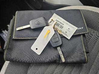 Renault Twingo 1.0 SCe 70 12V Hatchback 4Dr Benzine 999cc 52kW (71pk) RWD picture 12