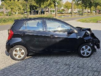 Kia Picanto 1.2 16V Hatchback  Benzine 1.248cc 63kW (86pk) FWD picture 9