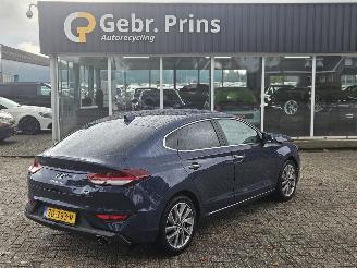 krockskadad bil auto Hyundai I-30 FASTBACK 1.0 T-GDI 12V Liftback  Benzine 998cc 88kW (120pk) FWD 2019/7
