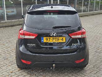Hyundai Ix20 1.6i 16V SUV  Benzine 1.591cc 92kW (125pk) FWD picture 2