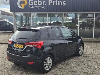 Schadeauto Hyundai Ix20 1.6i 16V SUV  Benzine 1.591cc 92kW (125pk) FWD 2011/3