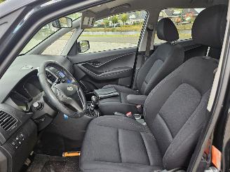 Hyundai Ix20 1.6i 16V SUV  Benzine 1.591cc 92kW (125pk) FWD picture 12
