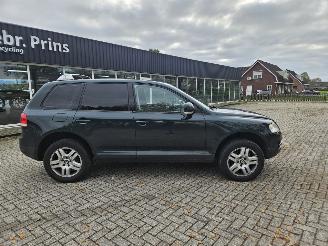Volkswagen Touareg 3.2 V6 24V SUV  Benzine 3.189cc 162kW (220pk) 4x4 picture 2