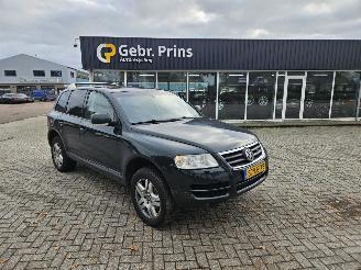 Vaurioauto  passenger cars Volkswagen Touareg 3.2 V6 24V SUV  Benzine 3.189cc 162kW (220pk) 4x4 2003/1