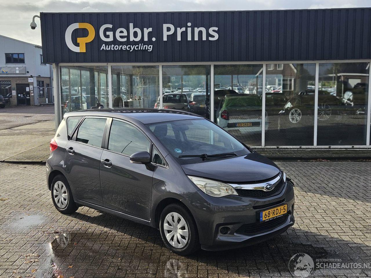 Subaru Trezia 1.33 16V Dual VVT-I MPV  Benzine 1.329cc 73kW (99pk) FWD