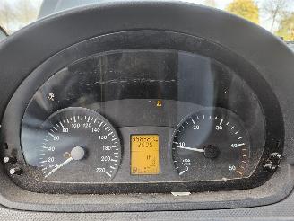 Mercedes Vito 2.2 109 CDI 16V Bestel  Diesel 2.148cc 70kW (95pk) RWD picture 11