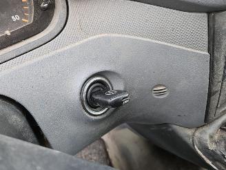 Mercedes Vito 2.2 109 CDI 16V Bestel  Diesel 2.148cc 70kW (95pk) RWD picture 12