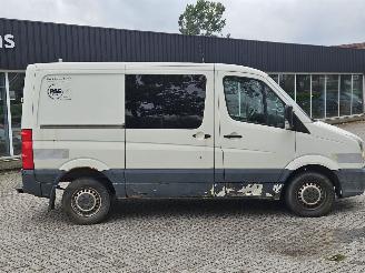 Volkswagen Crafter 2.5 TDI 28/30/32/35 SWB Bestel  Diesel 2.459cc 100kW (136pk) RWD picture 2