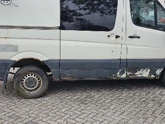 Volkswagen Crafter 2.5 TDI 28/30/32/35 SWB Bestel  Diesel 2.459cc 100kW (136pk) RWD picture 3