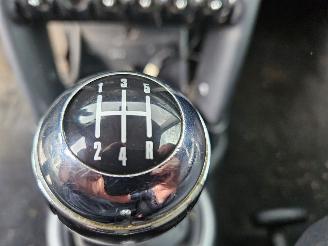 Mini Mini COOPER 1.6 85KW picture 10