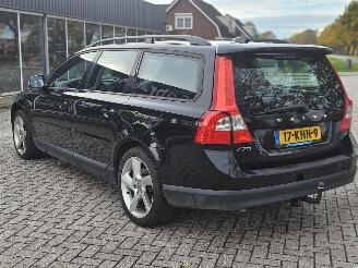 Volvo V-70 2.0 16V Combi/o  Benzine 1.999cc 107kW (145pk) picture 3