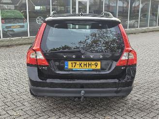 Volvo V-70 2.0 16V Combi/o  Benzine 1.999cc 107kW (145pk) picture 2