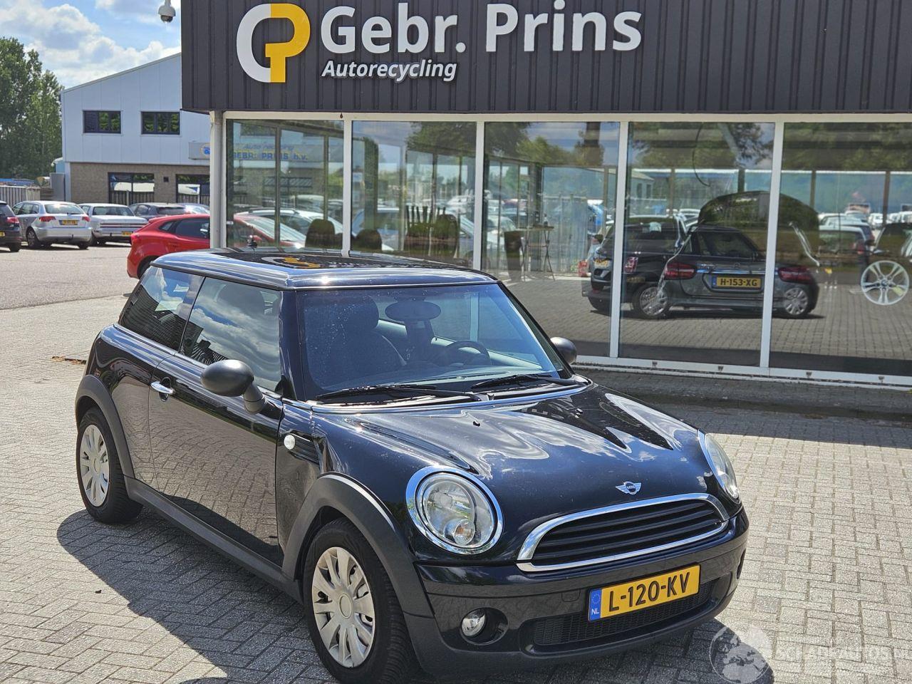 Mini Mini 1.6 16V One Hatchback  Benzine 1.598cc 72kW (98pk) FWD