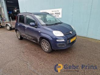 Vrakbiler auto Fiat Panda Panda/Pandina (312), Hatchback, 2012 0.9 TwinAir Turbo 85 2012/4