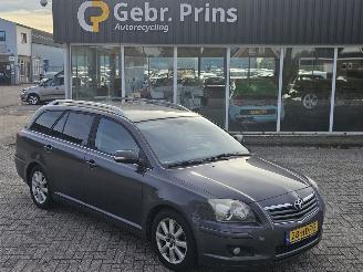 škoda osobní automobily Toyota Avensis 2.0 16V VVT-i D4 Combi/o  Benzine 1.998cc 108kW (147pk) FWD 2008/10