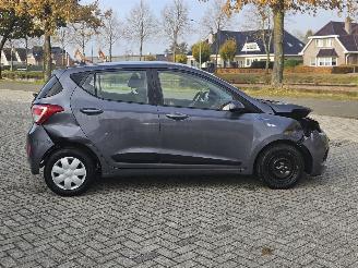 Hyundai I-10 1.0 12V Hatchback  Benzine 998cc 49kW (67pk) FWD picture 5