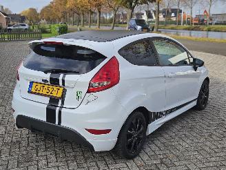 Ford Fiesta 1.6 16V Ti Hatchback pops and bangs Benzine 1.596cc 99kW (135pk) FWD picture 4