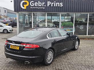 skadebil auto Jaguar XF 3.0 V6 24V Sedan 4Dr Benzine 2.967cc 175kW (238pk) RWD 2010/6