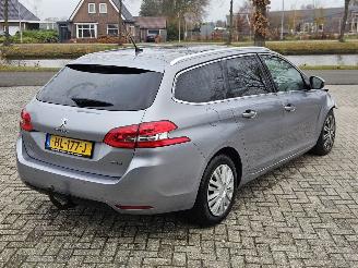 Peugeot 308 1.6 BlueHDi 120 Combi/o 4Dr Diesel 1.560cc 88kW (120pk) FWD picture 6