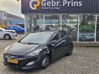  Hyundai I-30 1.6 GDI Blue 16V Hatchback  Benzine 1.591cc 99kW (135pk) FWD 2012/11