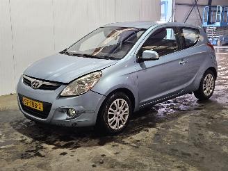 Hyundai I-20 ROLSTOEL/AANGEPAST 1.4i 16V Hatchback  Benzine 1.396cc 74kW (101pk) FWD picture 2