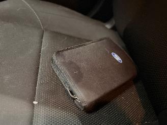 Ford Focus 1.0 Ti-VCT EcoBoost 12V 100 Hatchback  Benzine 998cc 74kW (101pk) FWD picture 16