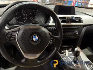 BMW 3-serie 3 serie (F30), Sedan, 2011 / 2018 320i 2.0 16V picture 9