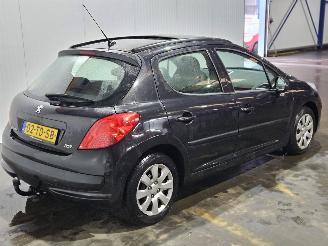 krockskadad bil auto Peugeot 207 1.4 HDi Hatchback  Diesel 1.398cc 50kW (68pk) FWD 2006/7