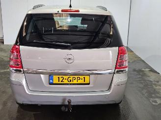 Opel Zafira 1.8 16V 7 Pers Ecotec MPV  Benzine 1.796cc 103kW (140pk) FWD picture 8