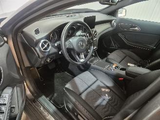Mercedes GLA 1.6 180 16V SUV  Benzine 1.595cc 90kW (122pk) FWD picture 7