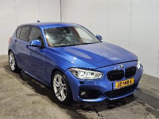 BMW 1-serie 116i 1.5 12V Hatchback 4Dr Benzine 1.499cc 80kW (109pk) RWD picture 3