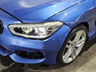 BMW 1-serie 116i 1.5 12V Hatchback 4Dr Benzine 1.499cc 80kW (109pk) RWD picture 6