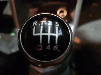 Renault Captur 1.2 TCE 16V EDC SUV  Benzine 1.197cc 87kW (118pk) FWD picture 11