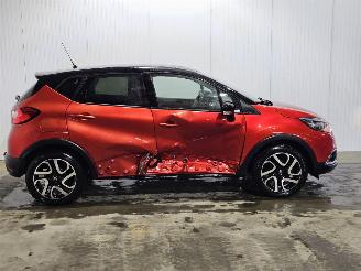 Renault Captur 1.2 TCE 16V EDC SUV  Benzine 1.197cc 87kW (118pk) FWD picture 2