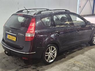 skadebil auto Hyundai I-30 1.6 CVVT 16V Combi/o  Benzine 1.591cc 93kW (126pk) FWD 2010/6