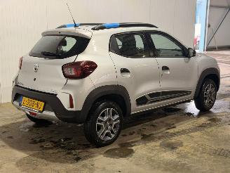 Vaurioauto  passenger cars Dacia Spring 45 Hatchback  Elektrisch  33kW (45pk) RWD 2020-10 (BV2M1) 4DB401 2021/6