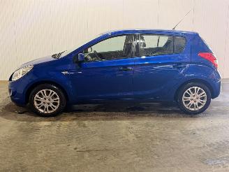 Hyundai I-20 1.4i 16V Hatchback  Benzine 1.396cc 74kW (101pk) FWD picture 6