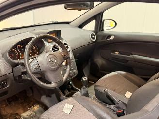 Opel Corsa 1.2 16V LPG Hatchback   1.229cc 63kW (86pk) FWD picture 15