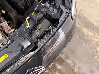 Citroën C4 cactus 1.2 PureTech 110 12V Hatchback 4Dr Benzine 1.199cc 81kW (110pk) FWD picture 14