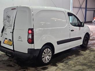 skadebil bedrijf Citroën Berlingo 1.6 Hdi 75 Bestel  Diesel 1.560cc 55kW (75pk) FWD 2015/6